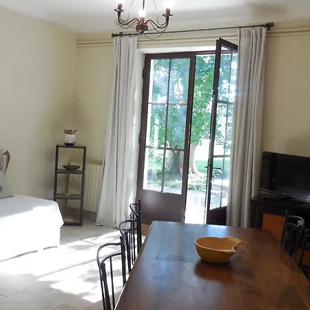 Holiday home Domaine De Rochegude Avignon