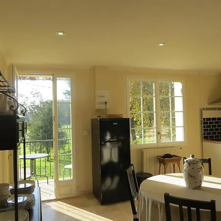 Domaine De Rochegude Holiday home Avignon